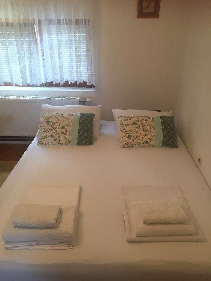 Apartment Eka Мостар Экстерьер фото